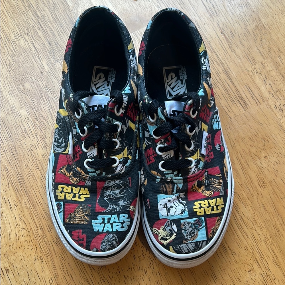 Star Wars Vans rare youth size 2.5